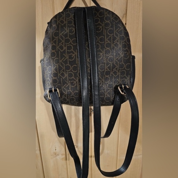 CALVIN KLEIN Jessie Organizational Backpack, EUC - Picture 8 of 9